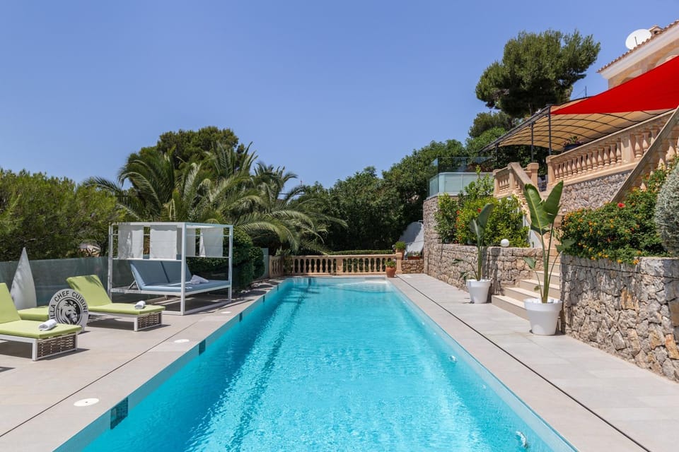 Property building, Swimming pool