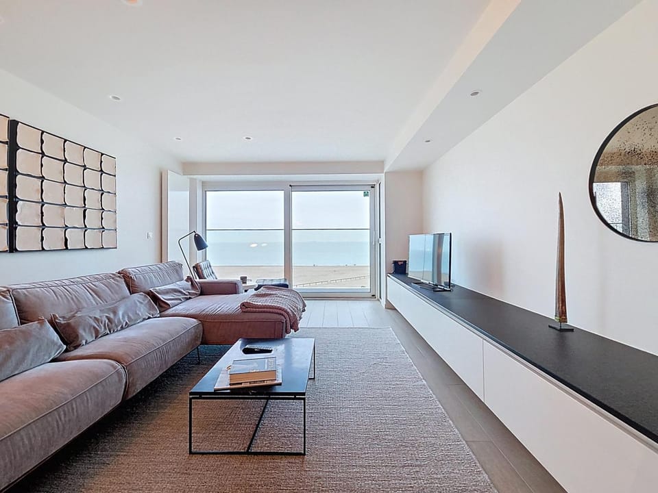 Living room, Sea view