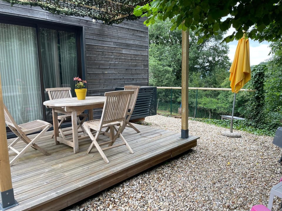 GITE CHALET BOIS Chalet in Auvergne-Rhône-Alpes