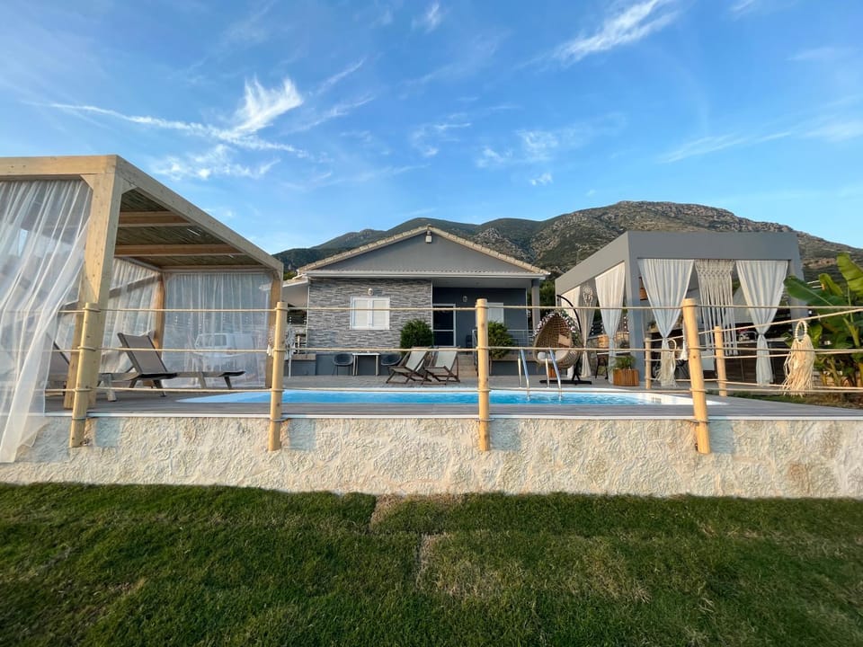 VILLA ELLI House in Peloponnese, Western Greece and the Ionian