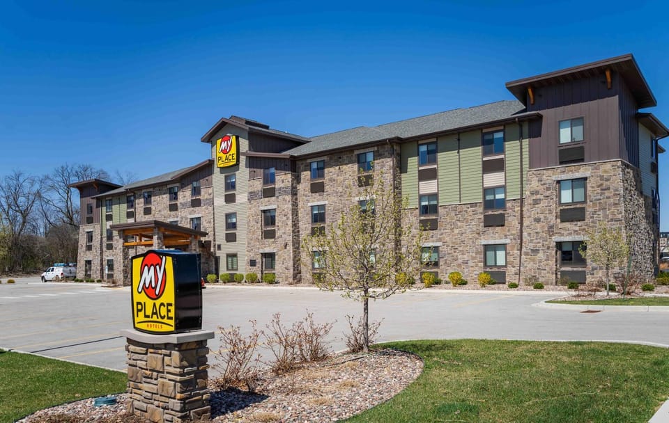 Property building, Property logo or sign