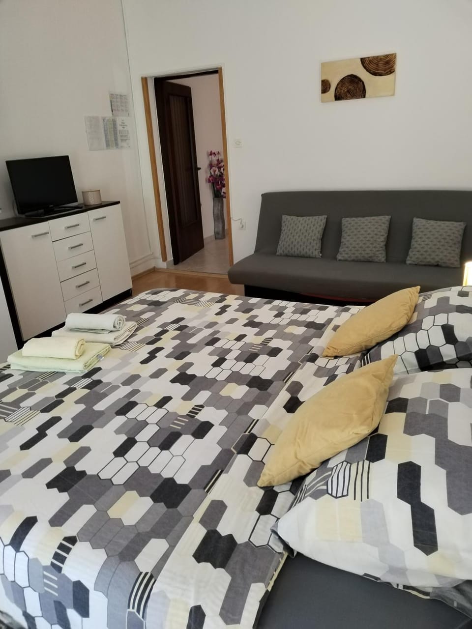 Bed, Bedroom