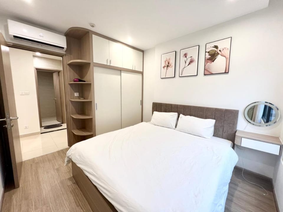 BOM HOMES- VINHOMES OCEAN PARK- SERVICE APARTMENt Apartment in Laos