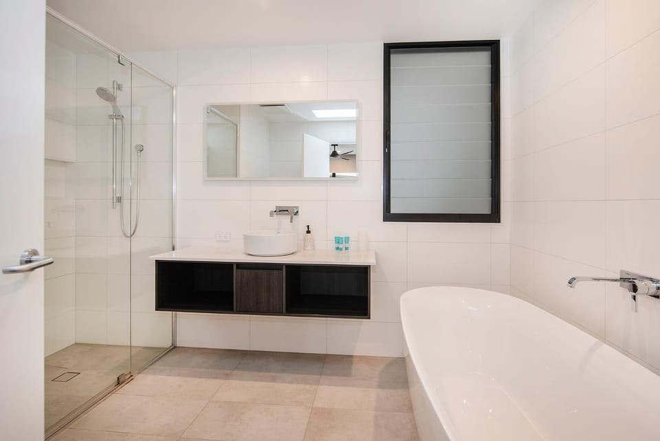 Bathroom, Bath