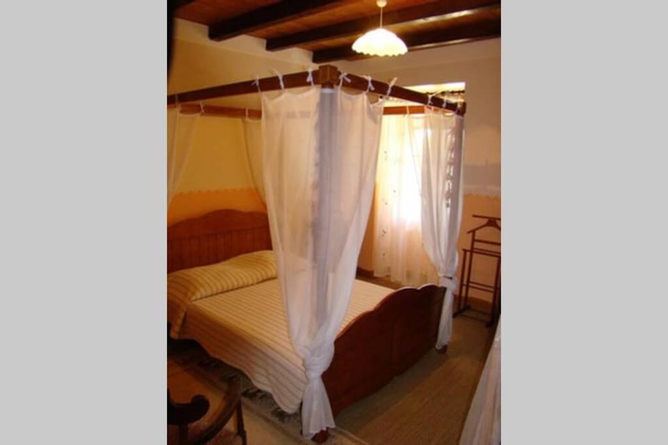Cazabonne House in Nouvelle-Aquitaine