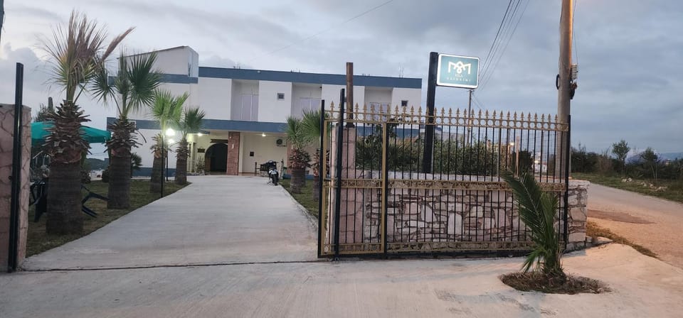 Property building, Day