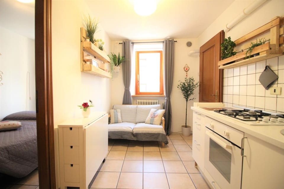 Kitchen or kitchenette, Living room, Dining area