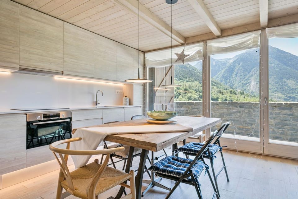 Luderna - Apartamento con jardín Bela Apartment in Catalonia