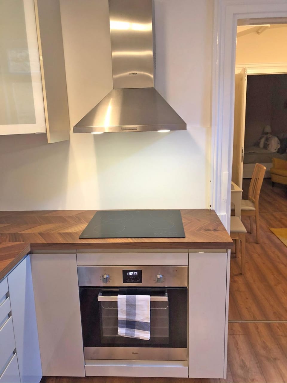 Kitchen or kitchenette, stove, kitchen, kitchen
