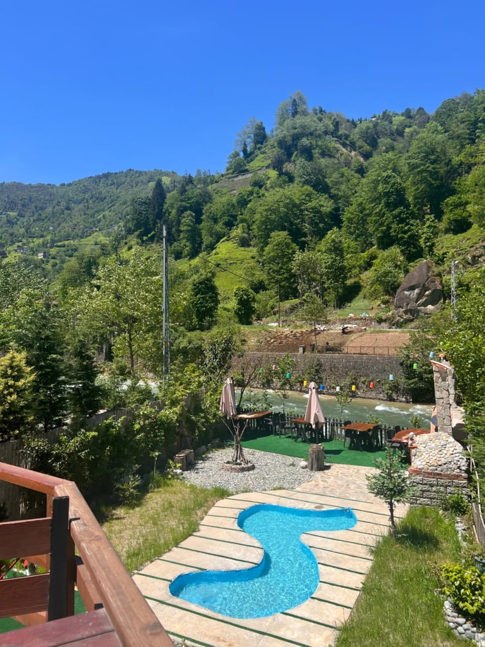 Day, Natural landscape, Garden view, Pool view