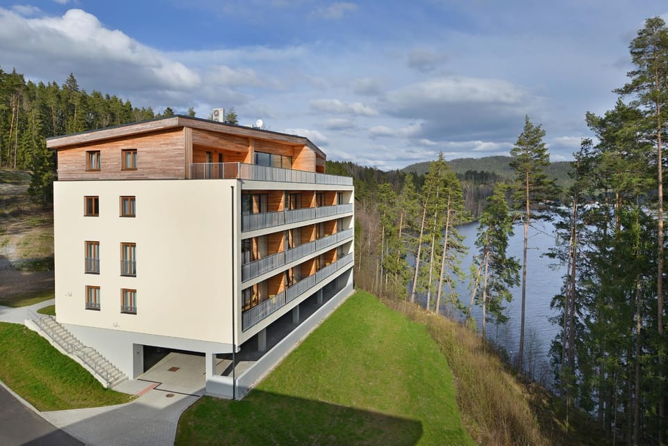 Property building, Beach, Lake view, Lake view, Parking
