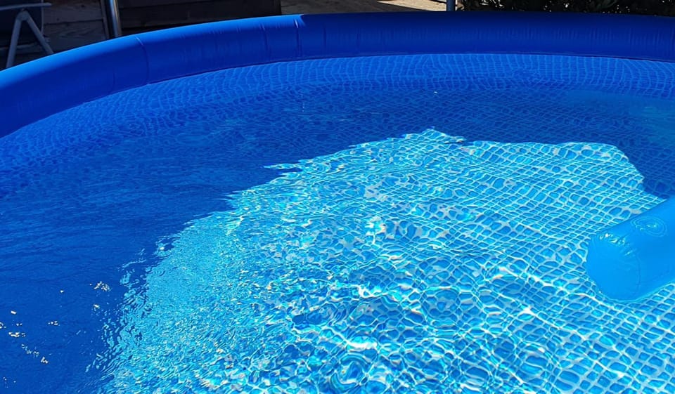 Swimming pool, Swimming pool