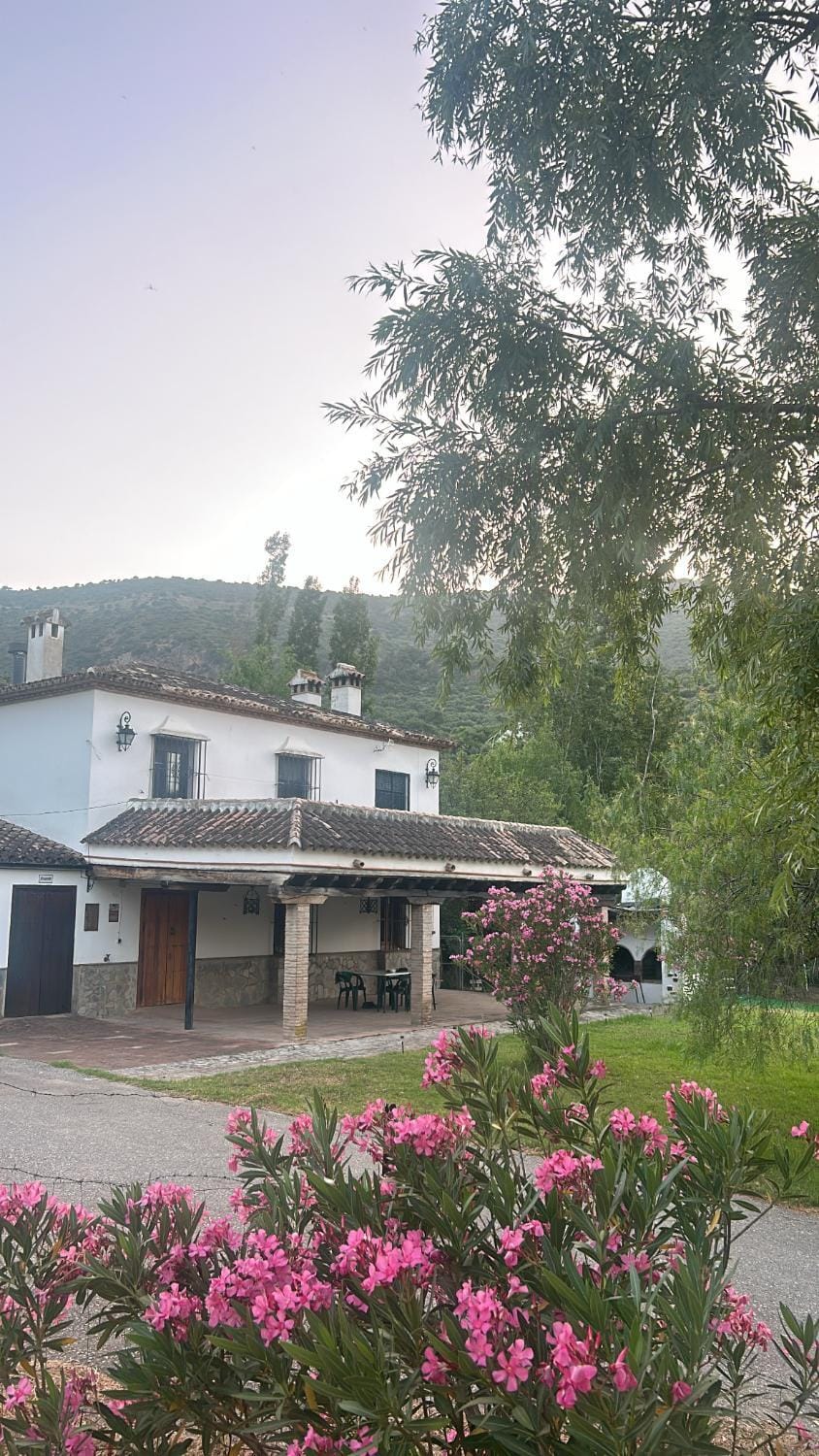 Casa Arroyomolinos-Planta Superior, Frente a "La Playita" House in Sierra de Cádiz