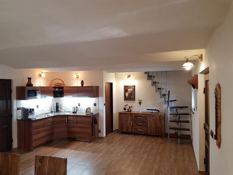 Kitchen or kitchenette, Banquet/Function facilities