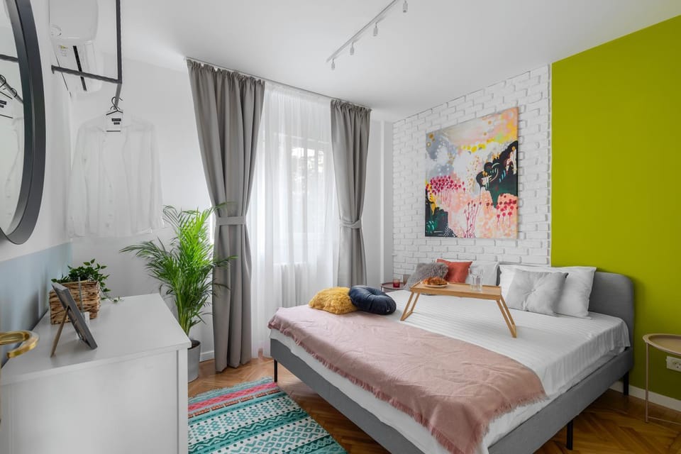 Bed, Bedroom