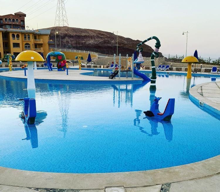 بورتو السخنه الكاربيان العاب مائيه - عائلات فقط Apartment in Egypt