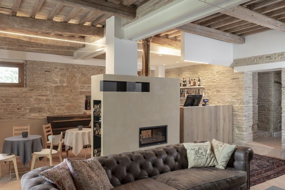 Lounge or bar, Breakfast