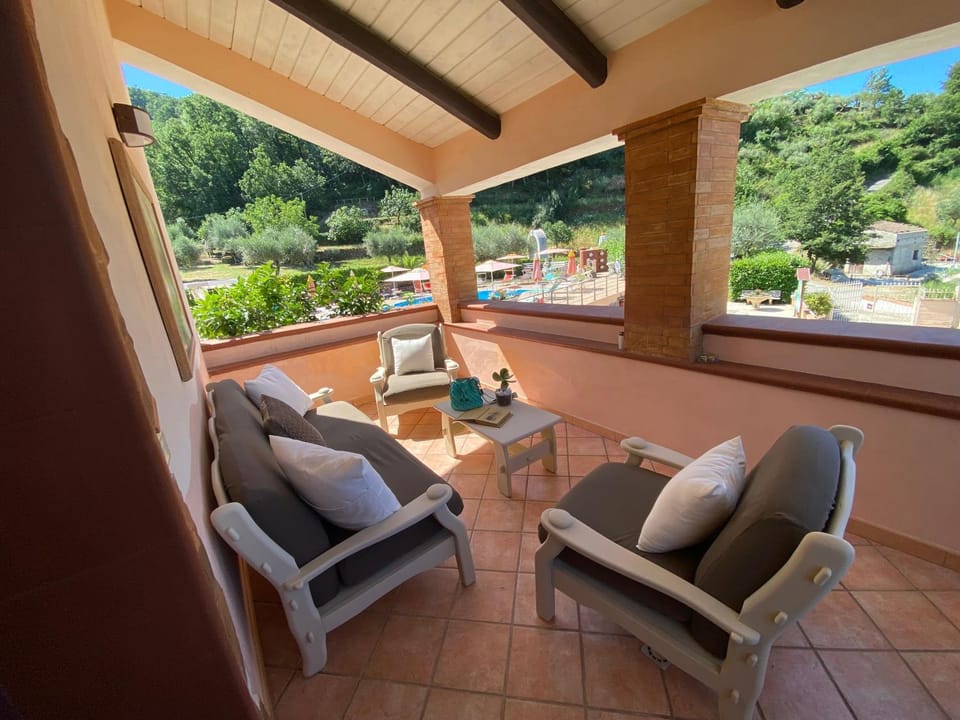 Patio, View (from property/room), Balcony/Terrace, Garden view