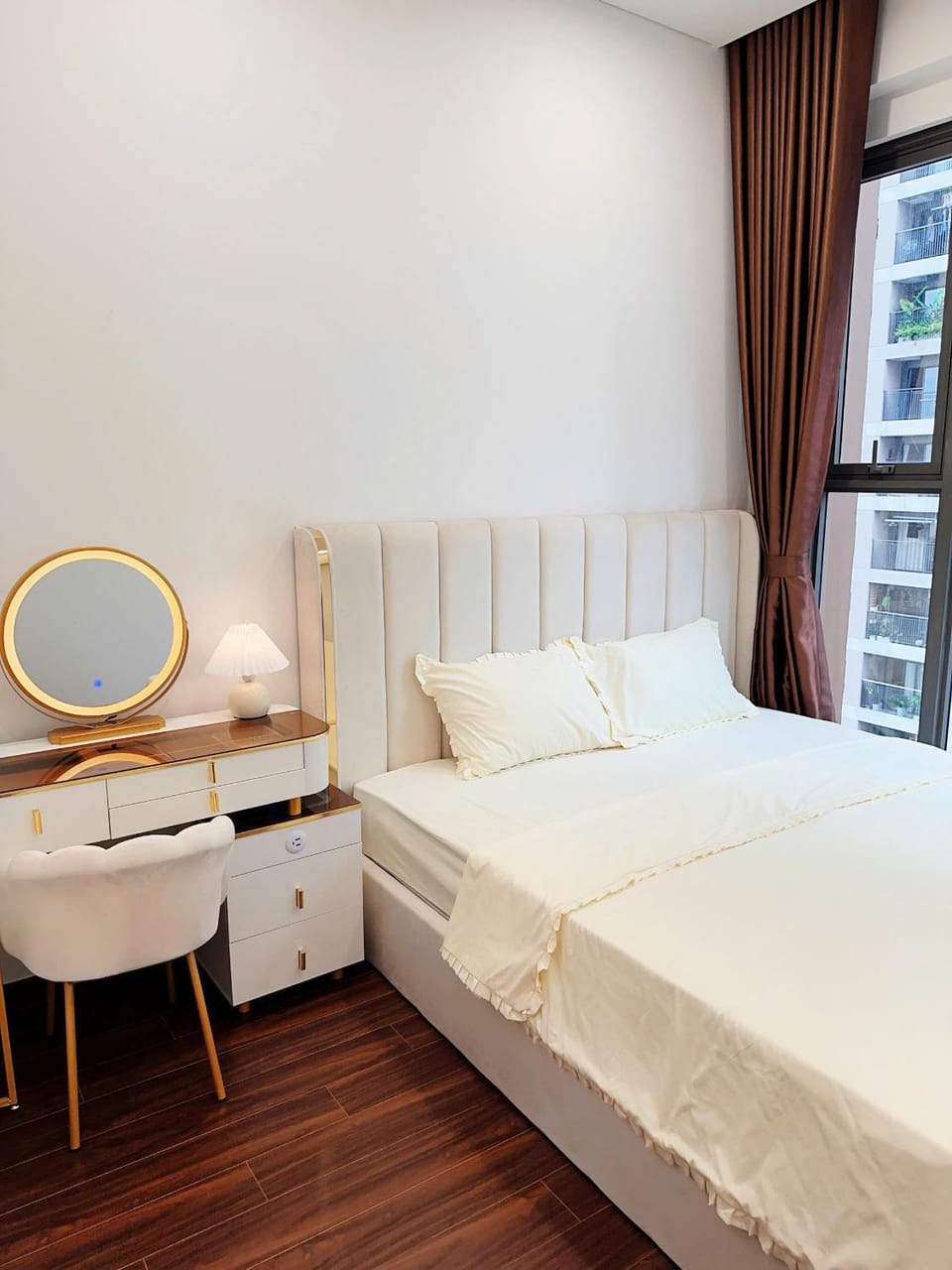 Bunnys Homes - Vinhomes Ocean Park Apartment in Laos