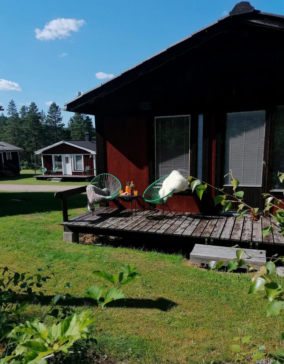 Property building, Patio, Garden