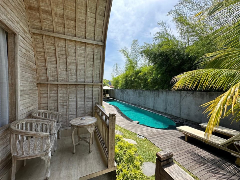 Balcony/Terrace, Swimming pool