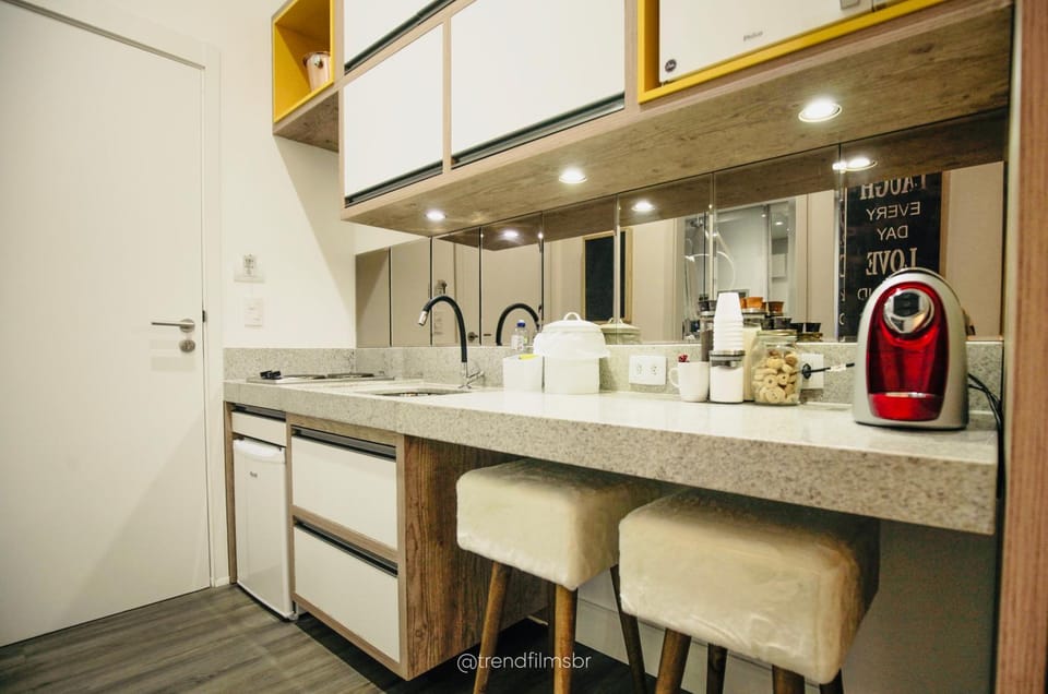 Restaurant/places to eat, Dining area