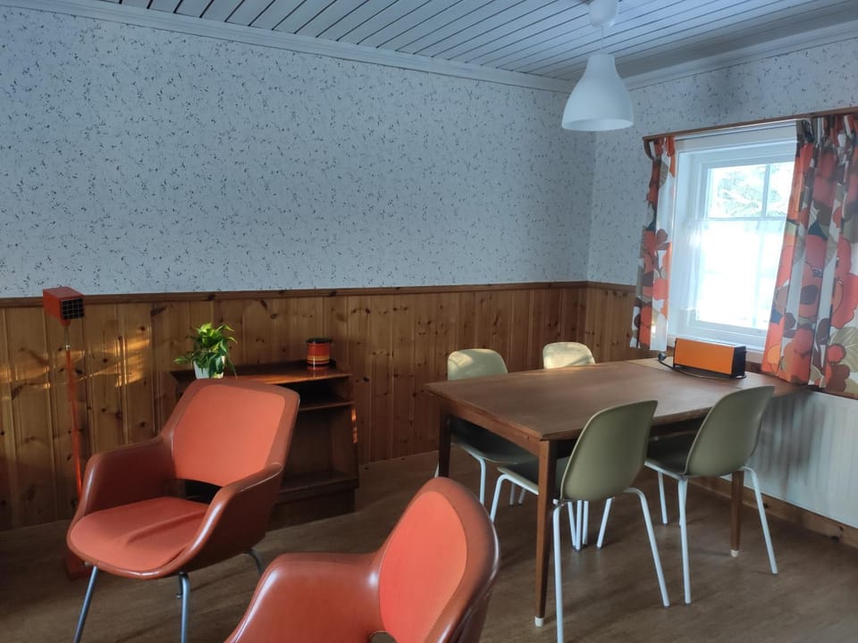 Ekesberget Stugby stuga 10 House in Sweden