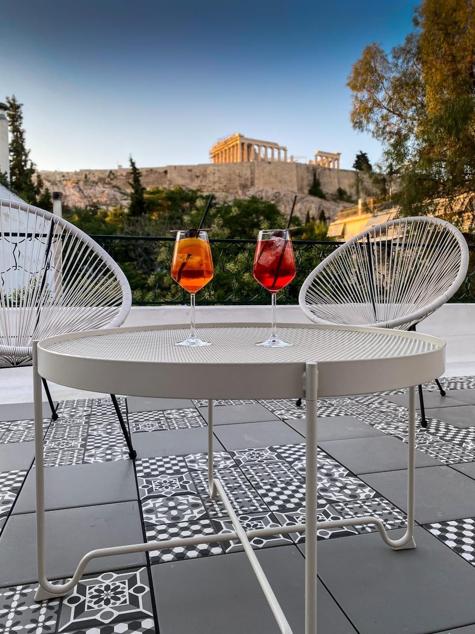 Balcony/Terrace, City view, Landmark view, Mountain view