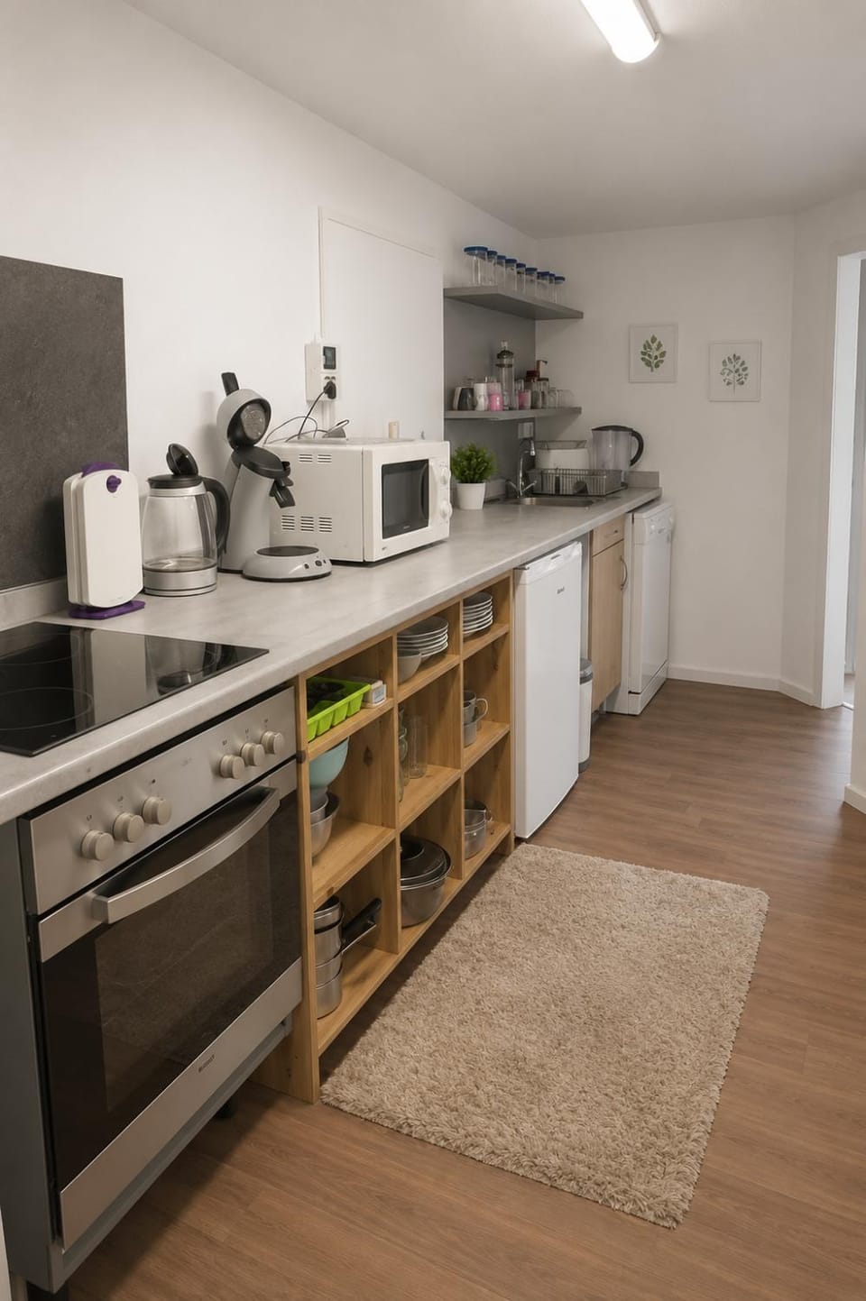 Kitchen or kitchenette