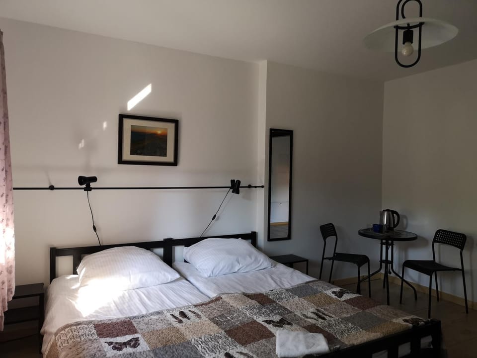 Dwerniczek 7 Farm Stay in Lviv Oblast