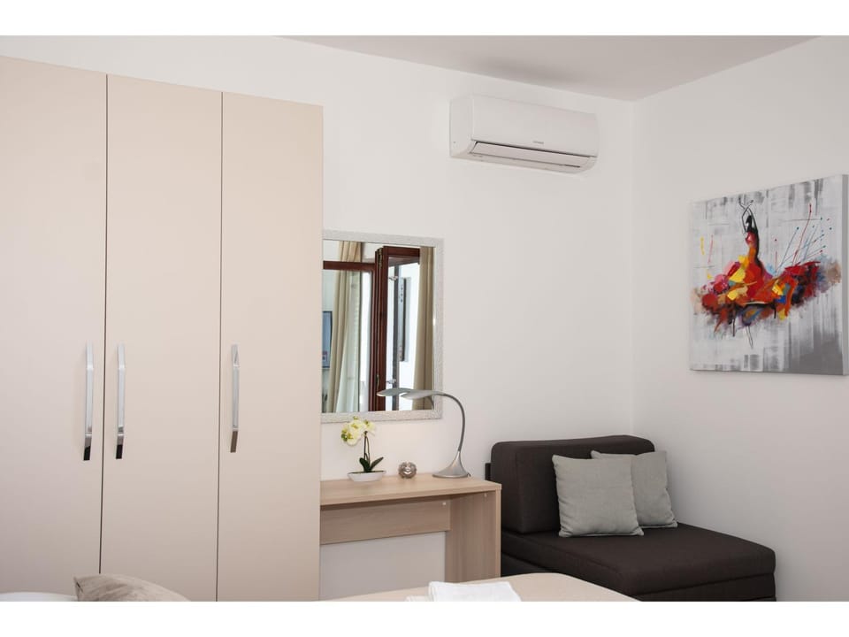 White Diamond Apartment in Zadar County