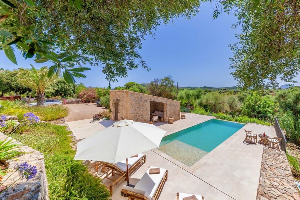 Garden view, Pool view, Swimming pool, Swimming pool, sunbed