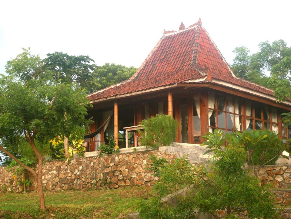 RUMAH THEA Villa in West Nusa Tenggara, Indonesia