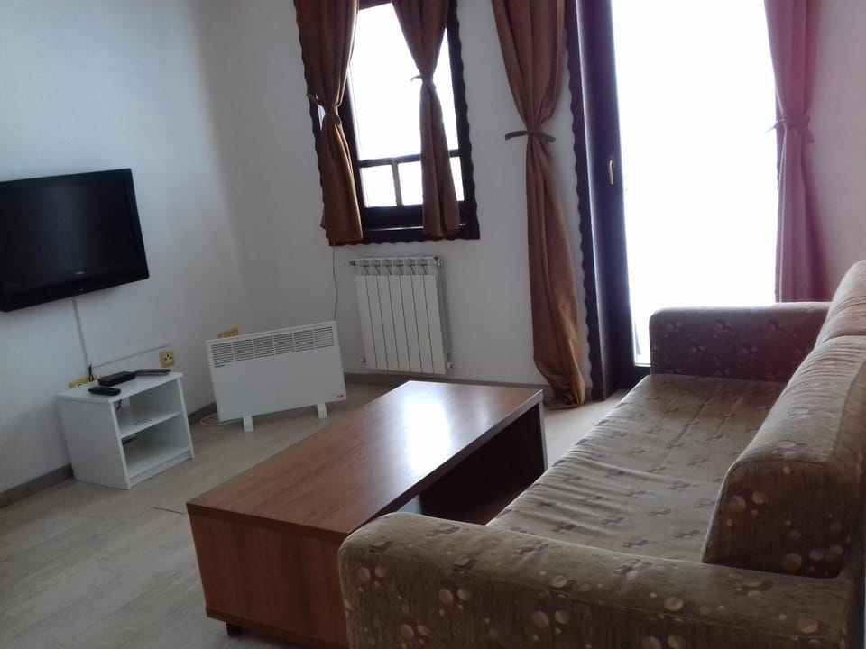 TV and multimedia, Living room, internet