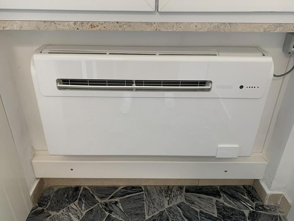 Indipendent Blue Apartment in Veneto