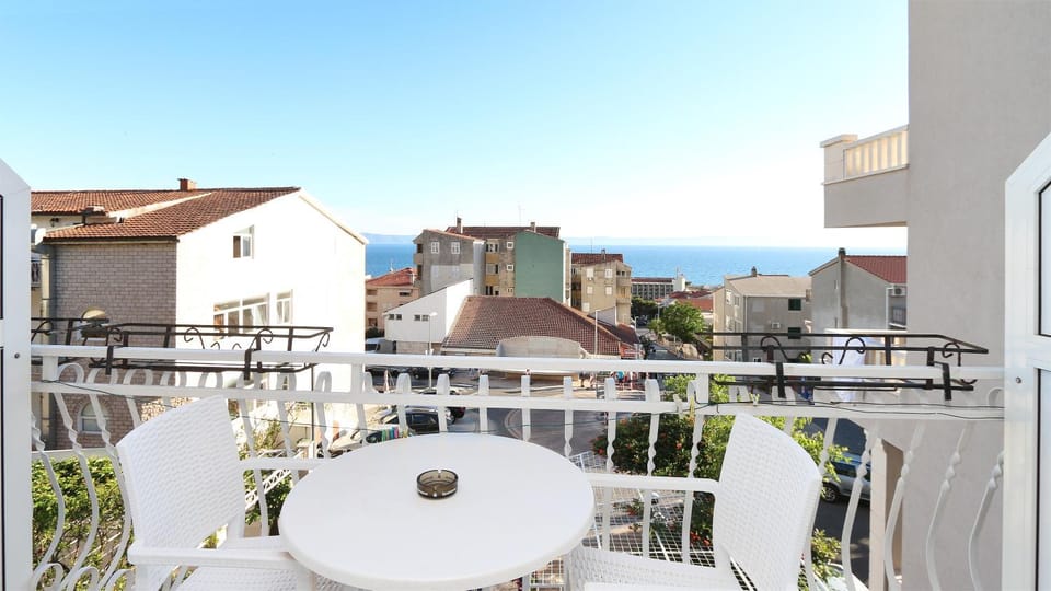 View (from property/room), Balcony/Terrace, Sea view