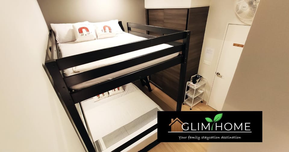Bedroom, bunk bed, wardrobe
