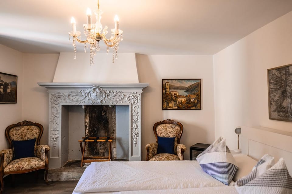 Decorative detail, Bedroom