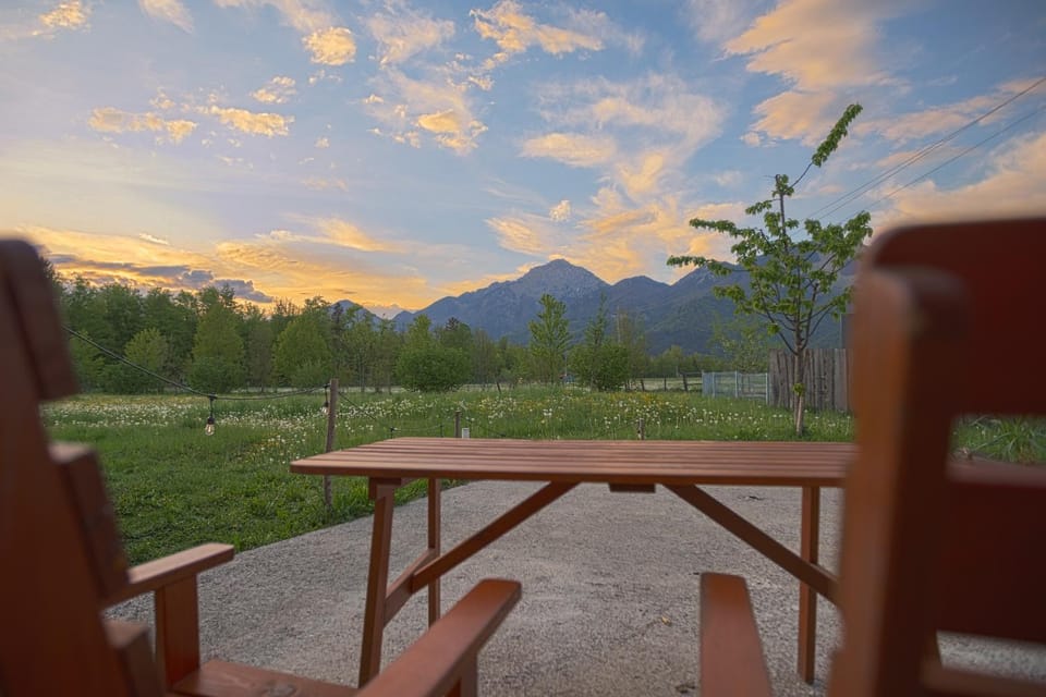 Patio, Natural landscape, Balcony/Terrace, Dining area, Mountain view, Sunset