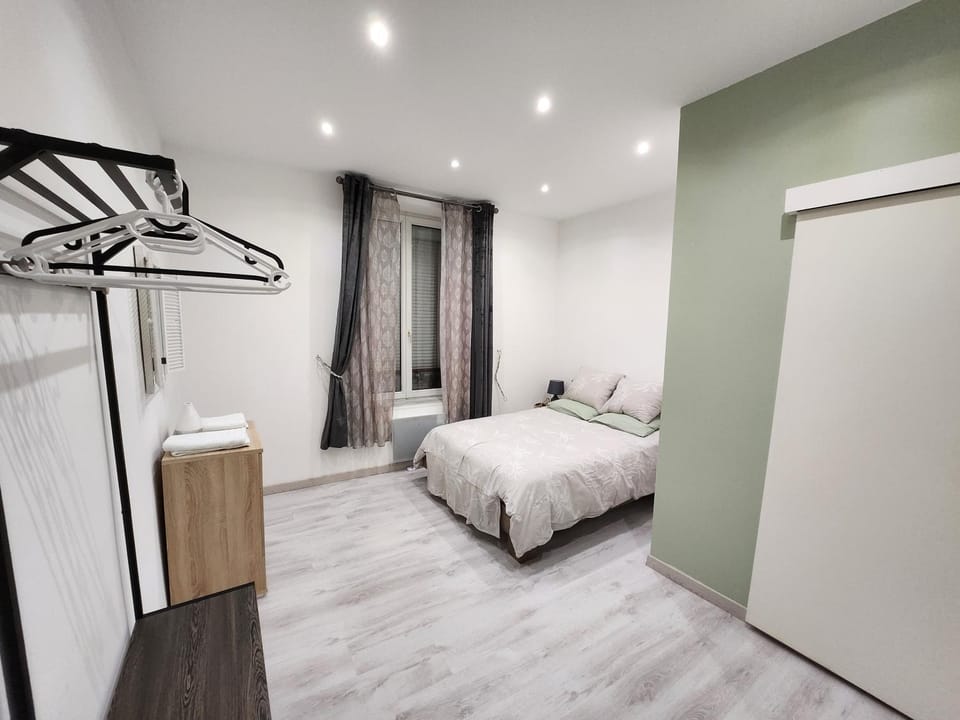 Le 29 Apartment in Epernay