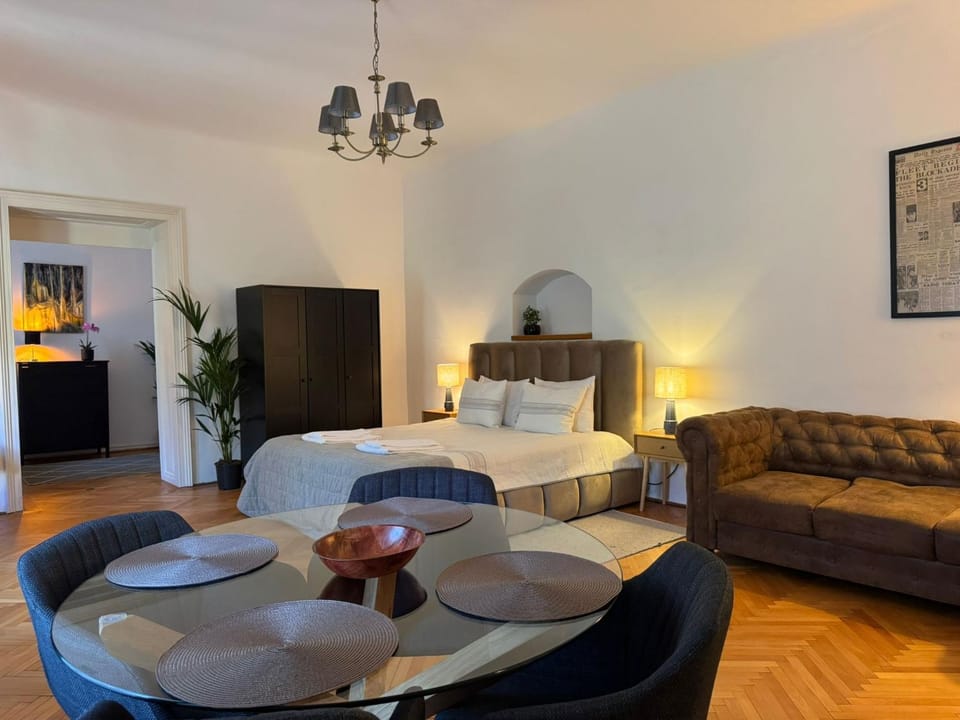 Dining area, Bedroom