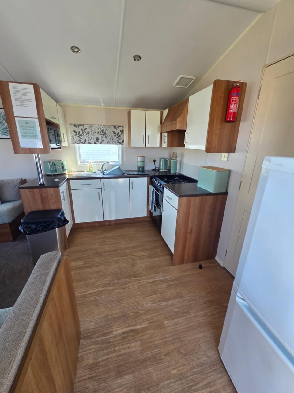 Dees Caravan lettings. Kingfisher Oak 1059 House in Ingoldmells