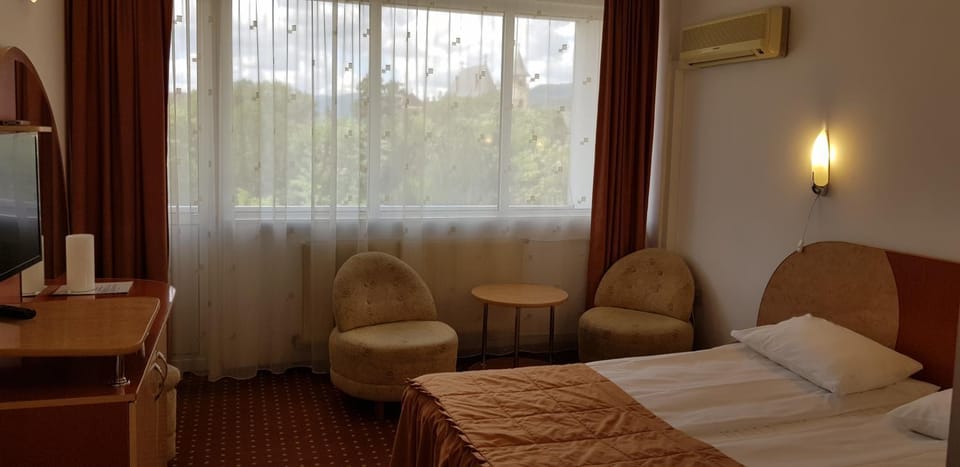 GRAND HOTEL CEAHLAU Hotel in Romania
