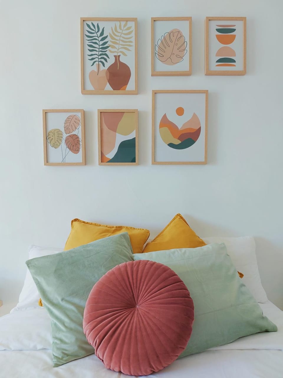 Bed, Decorative detail