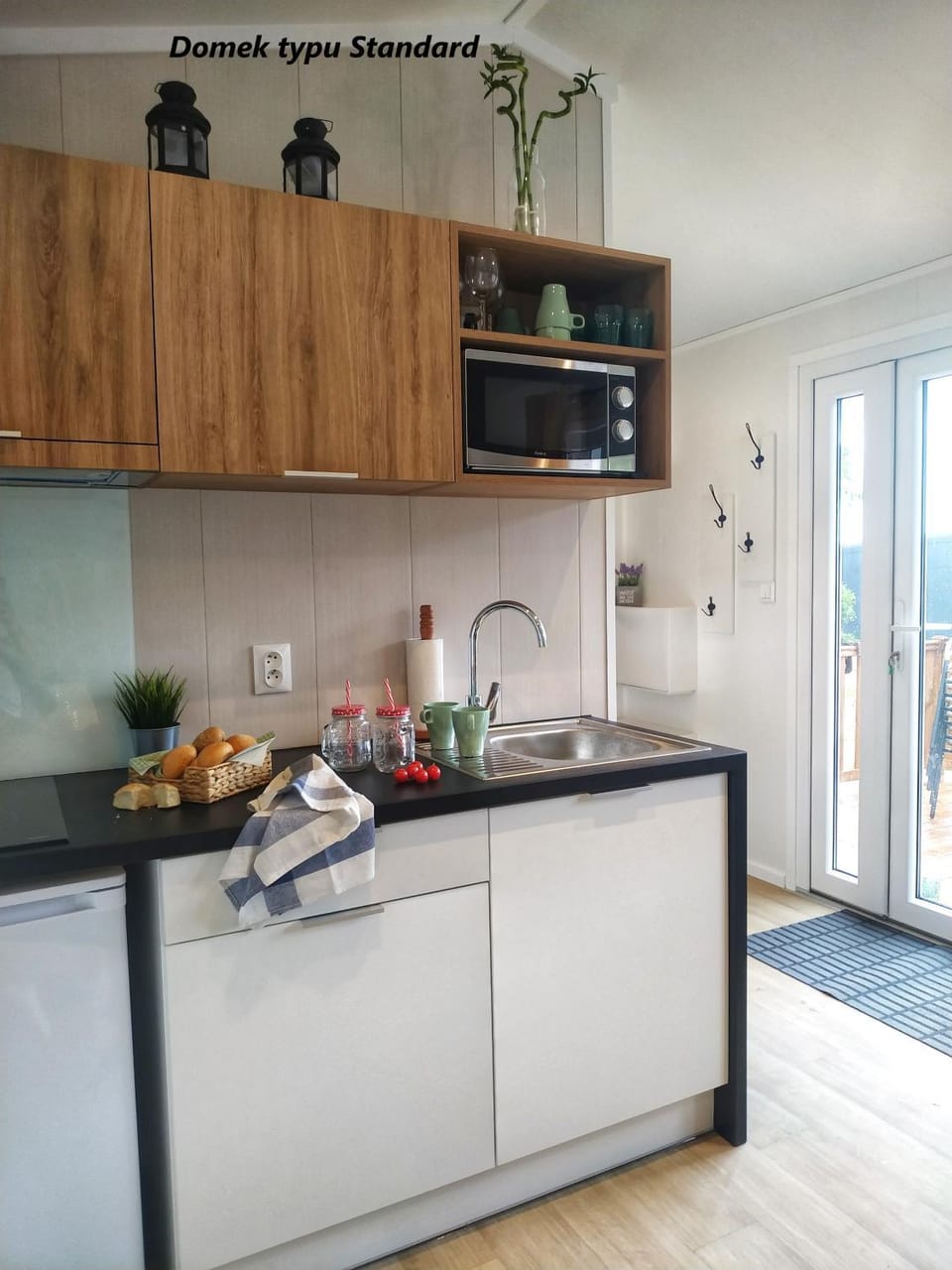 Coffee/tea facilities, Kitchen or kitchenette