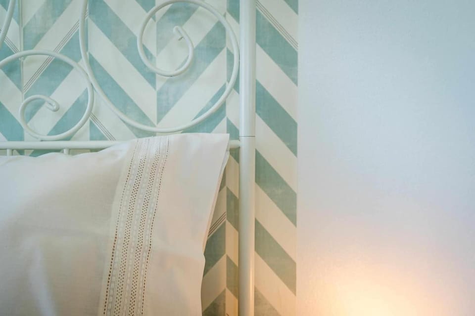 Bed, Decorative detail, Bedroom