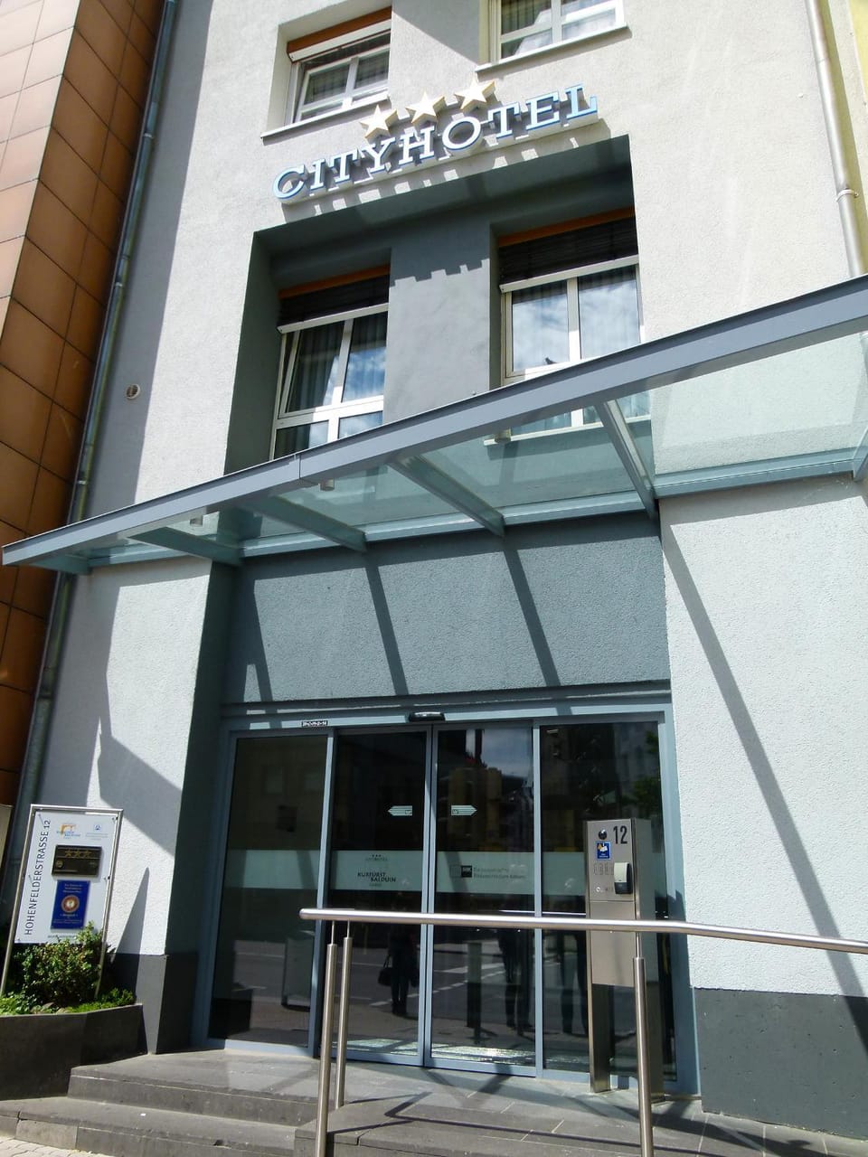 Facade/entrance, Day