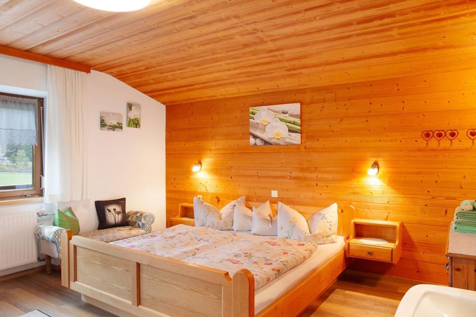 Living room, Bedroom