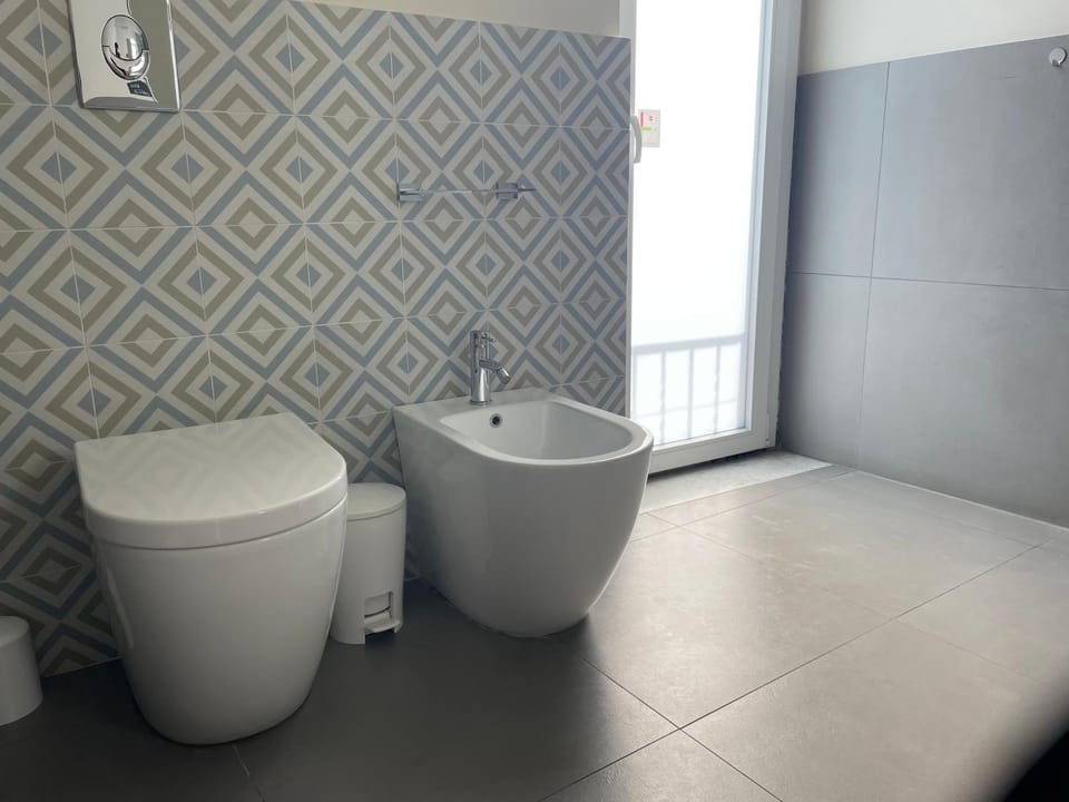Toilet, Bathroom, Mountain view