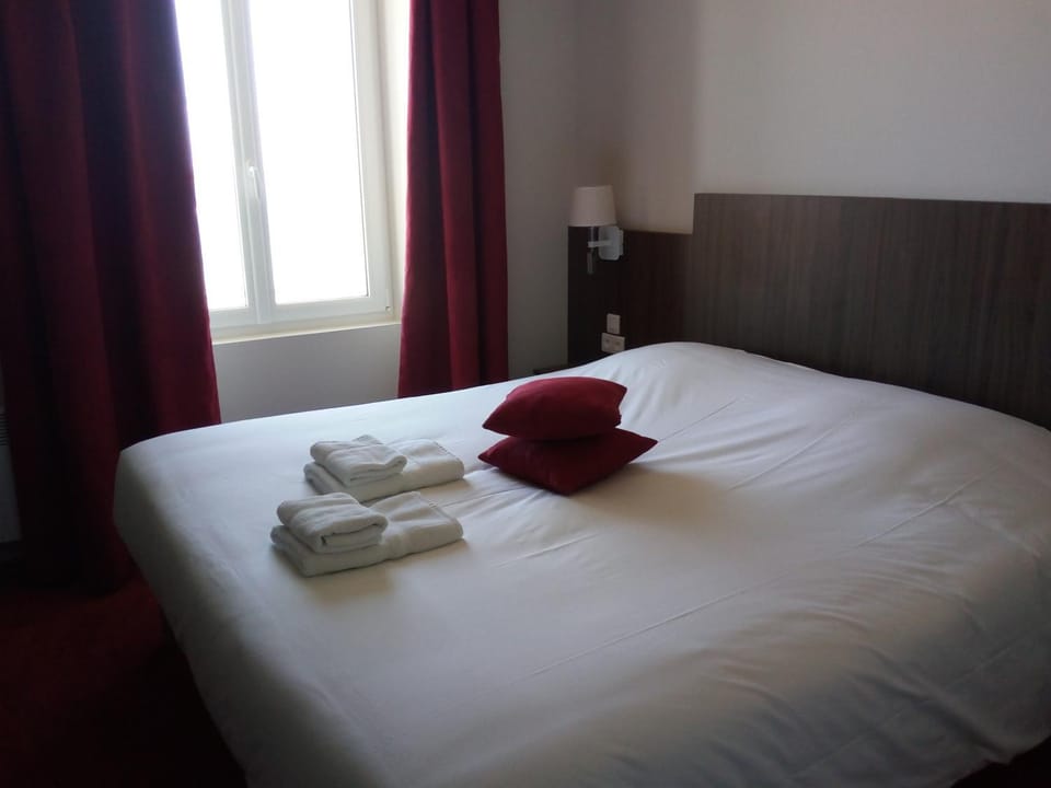 Grand Hotel De Port Blanc Hotel in Penvénan